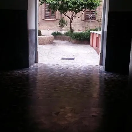 Candyahouse Roma