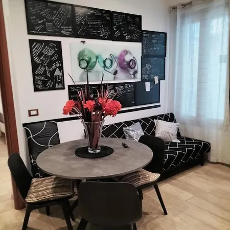 Candyahouse * Roma