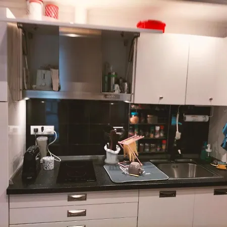 Candyahouse Pensjonat *